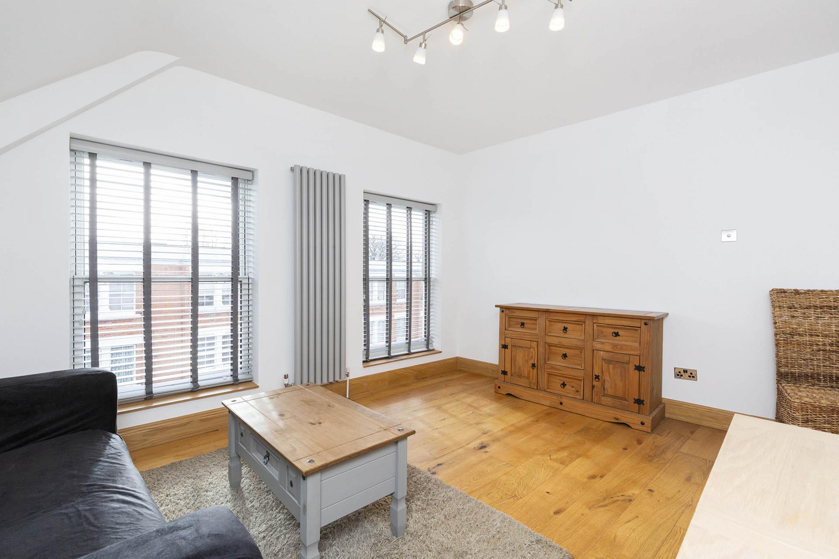 Brand new refurbished 2 bed on the top floor of a gated development  Hargrave Road, Archway N19